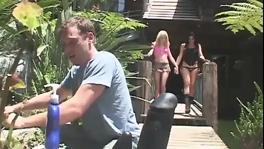 Anal threesome with hot teens