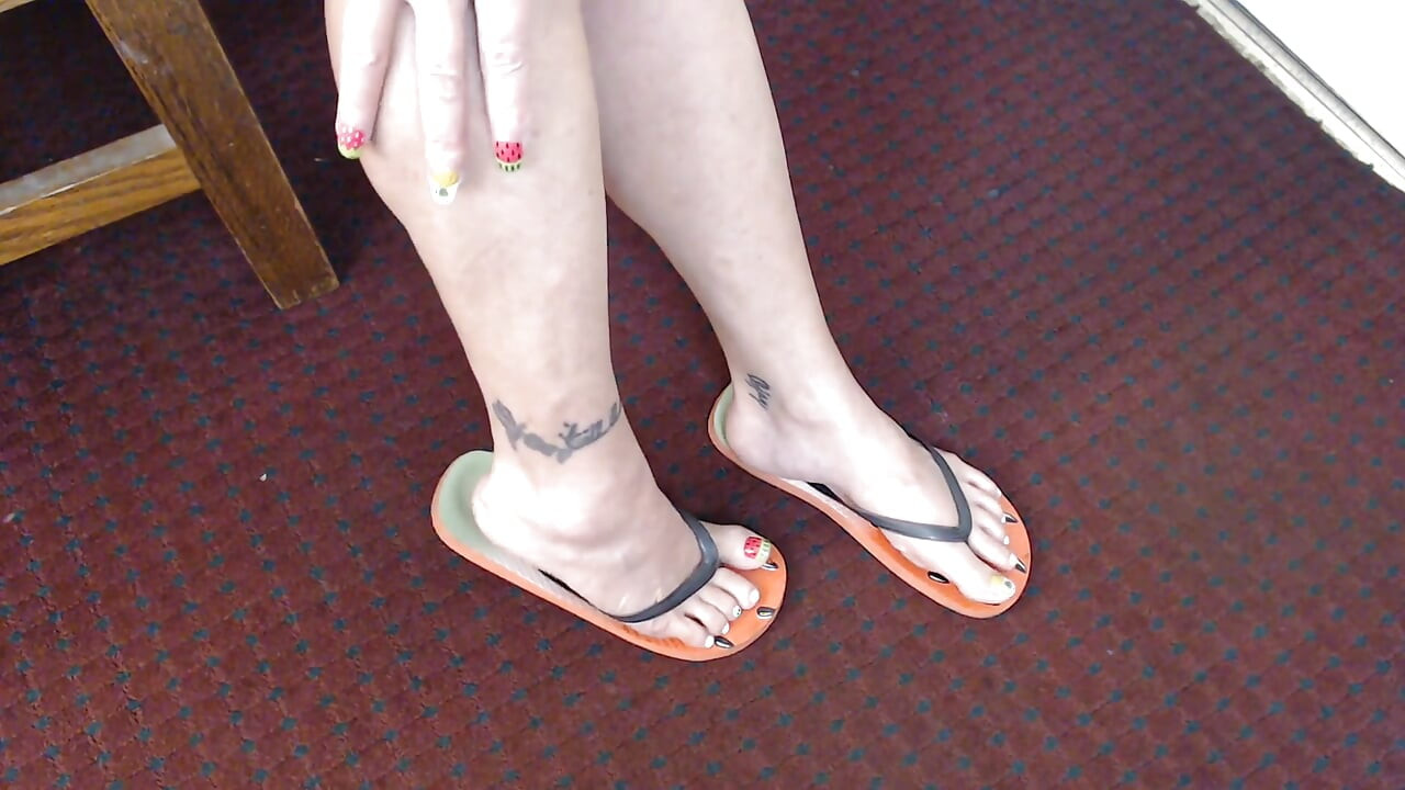 Fruity flip flops toes shoeplay