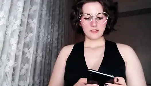 Соблазняю и трогаю себя для тебя