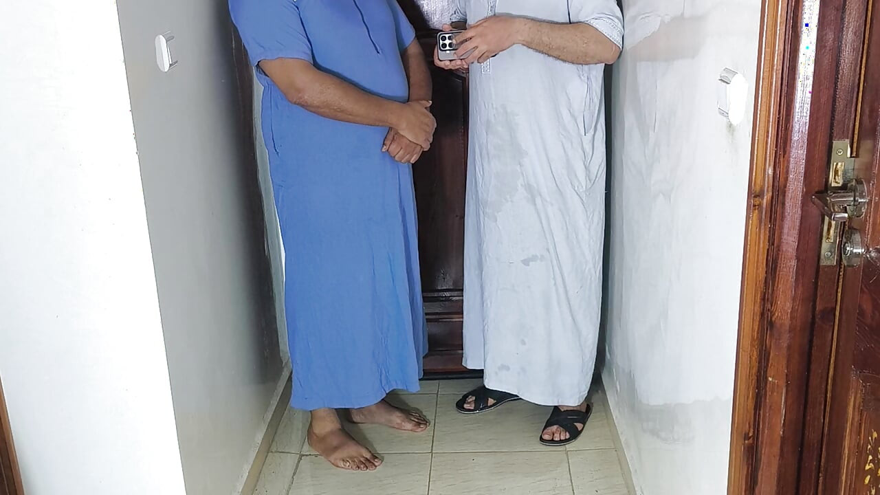 Arab Ganbang Saudien Wife Shared My Wife with My Best Friend