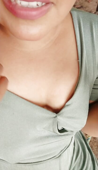 Outdoors I Touch Myself and Wet My Underwear