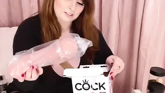 Semuanya terserah. Ini dia. Video unboxing youtube favoritku