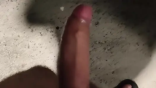 Büyük yarak gece boyunca süt fışkıran