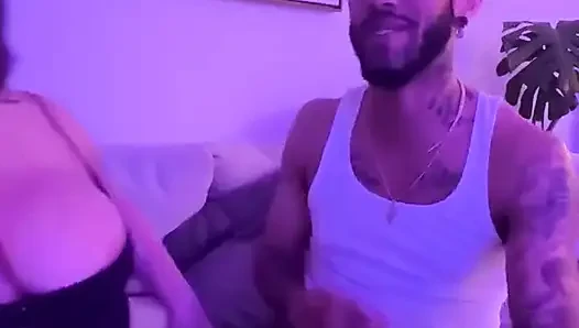 Live Stream with Dani Valentina