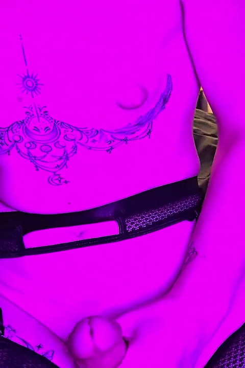 迪芬獨自自慰