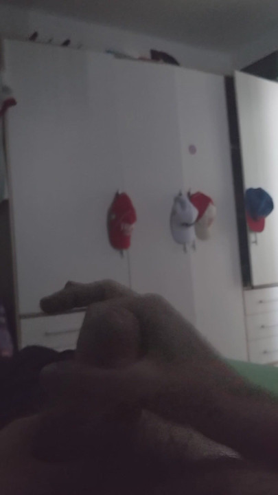 My girlfriend films me masturbating!