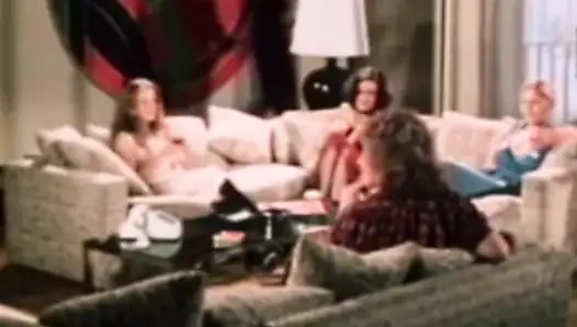 Aksi liar cewek cantik oriental