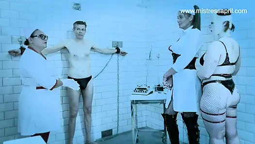 Sahibe April'in beyaz odasında aşağılama ve sağma