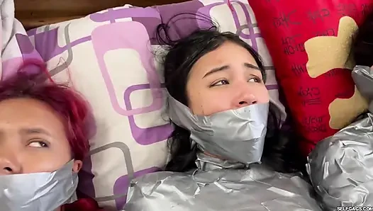 5 gadis sange ini dientot habis-habisan sampai dicrot di dalam!