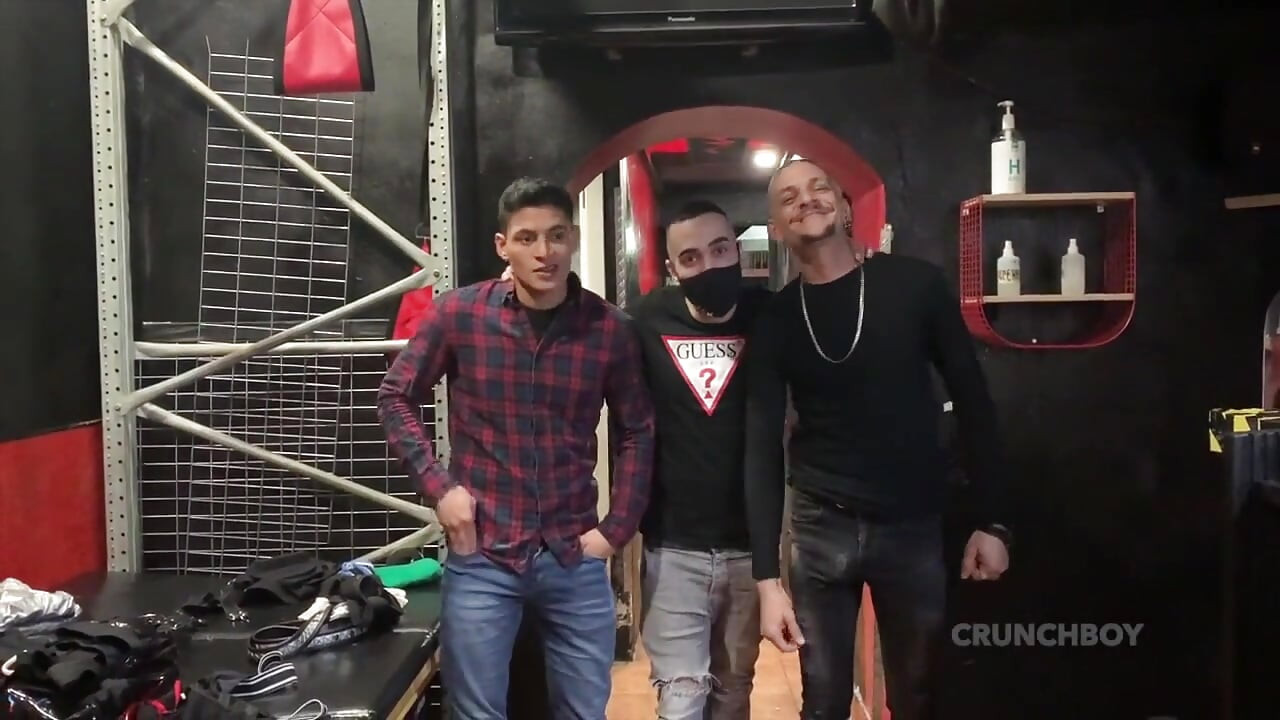 The Latino Santiago Rodriguez used raw by Nikollay