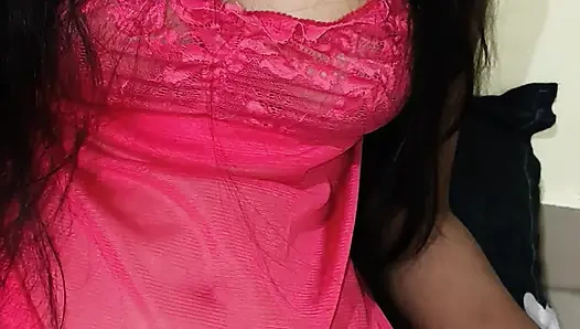 Hintli üvey kız kardeş
