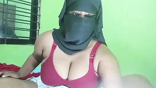 Я достала сок из влагалища шприцом.