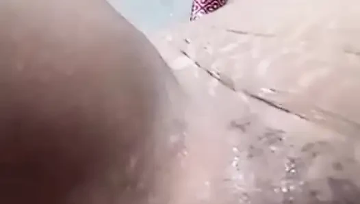 heiße bhabhi-masturbation für videoanruf mit haarigem freund