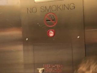 Sexo en ascensor