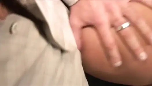 Kocasının bir sürtüğü sikiyor