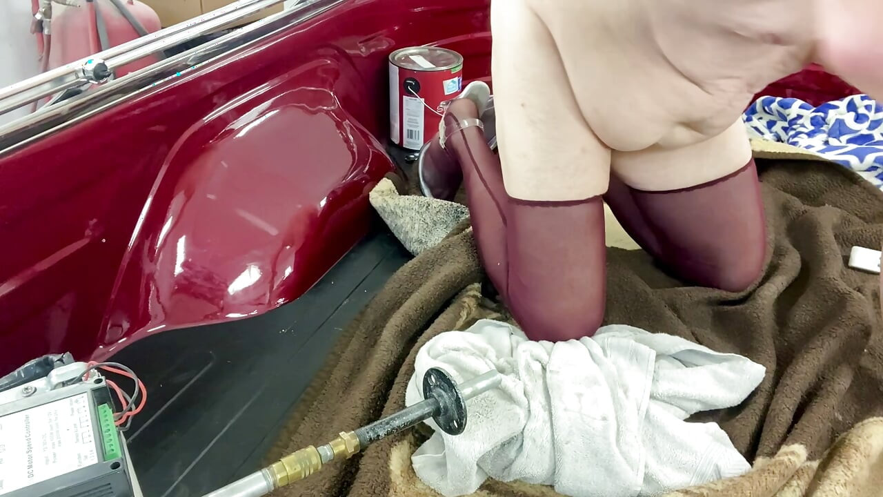 मेरी गांड को जोर से पटकना