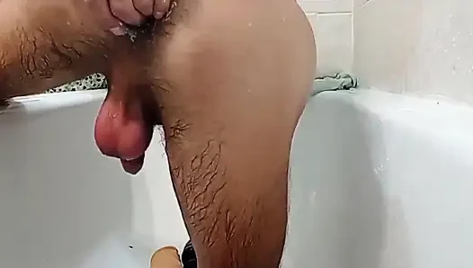 Mulat mandalina ile dildoyla götten sikişiyor