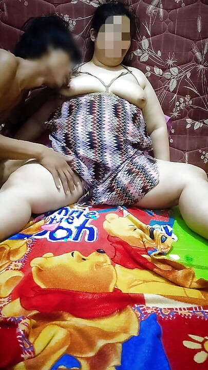Come on, baby, enjoy this cute body