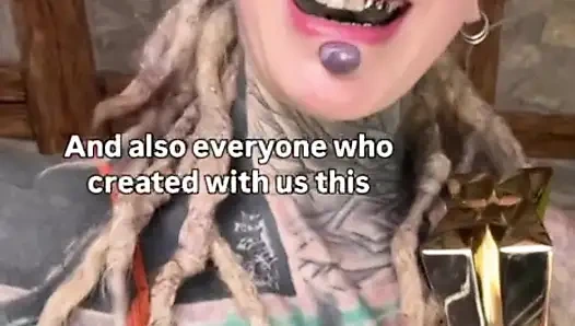 Yetişkin şirketim için XBIZ ödülü kazandım