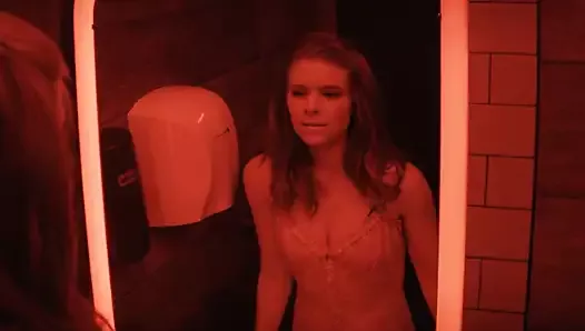 Kate Mara in mirror