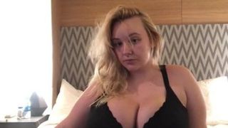 Jessica Thick gordinha sexy celulite bunda coxas se masturbando 4