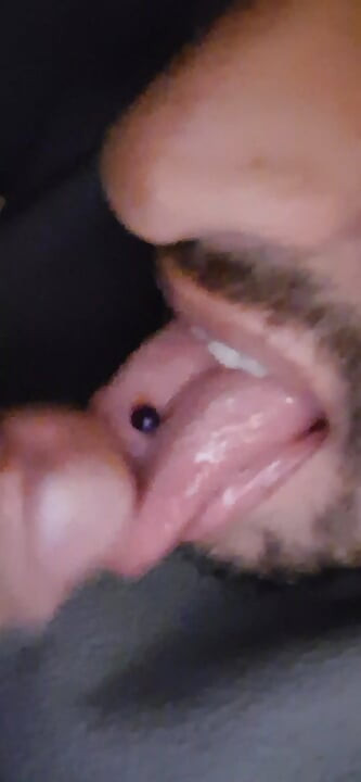 تمتص نفسك Deliciuz