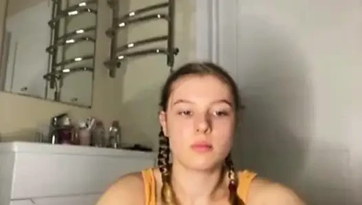 Jucielussie hard masturbating in the bathroom