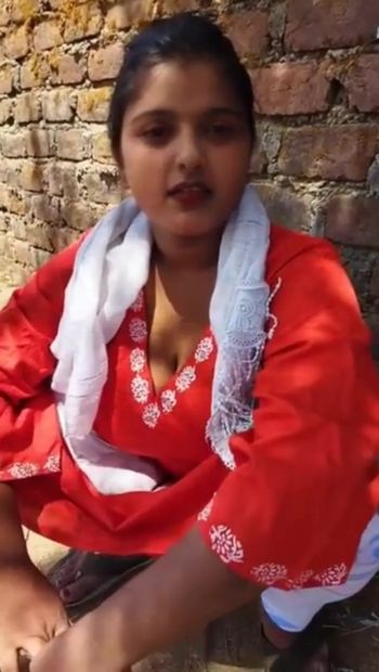 Fată sexy indiană desi din sat