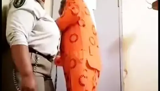 Female Prison Warden gets Fucked by Inmate