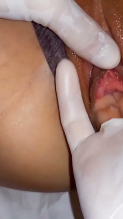seksi külot yağ masaj sırasında benim üvey kardeşim parmak | Klip 2