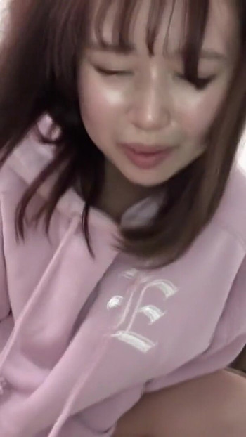 Jaw-dropping moment from "Part 3 [Slender Shaved Beautiful Girl] A very cute active female college student appears!"