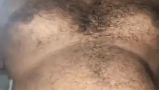 Orang-orang suka pantat dan memek besar tante tiriku.