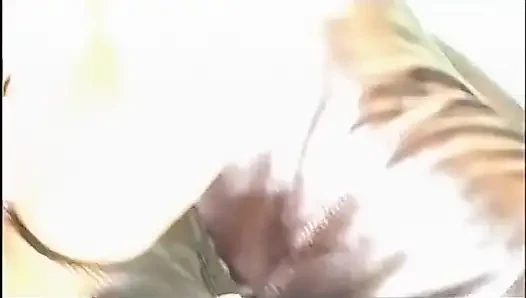 Sevimli hatun sevimli deliklerinin büyük direklerle sert sikilmesini seviyor