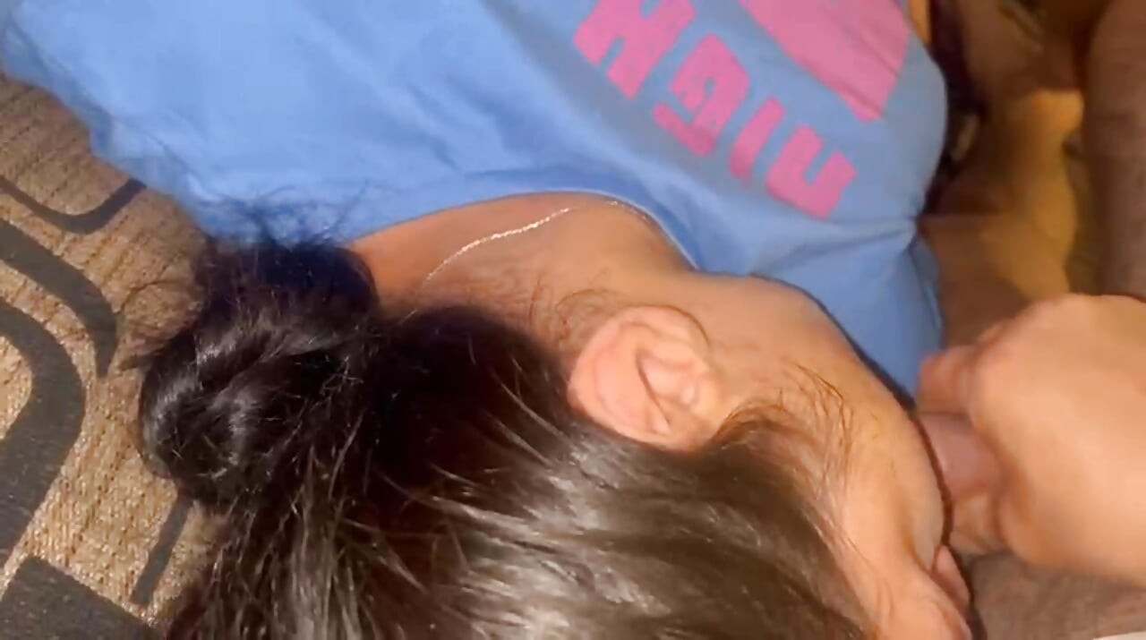 The only house with my stepfather uses my mouth to suck all day and swallow it all