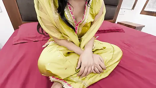 Hostel Se Aayi Choti Behen Ke Sath First Time Sex Kiya
