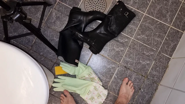Rubberboots removal