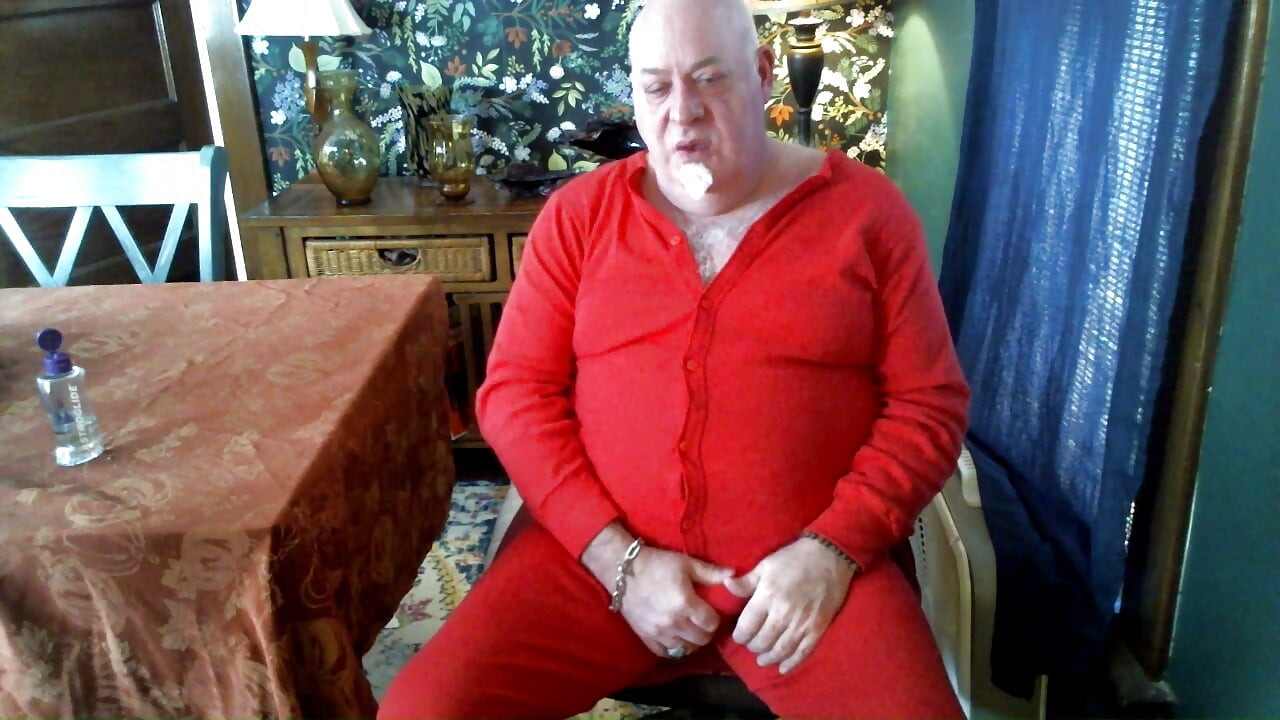 Beardaddychub Jerks and Cums on Cam in a Union Suit!