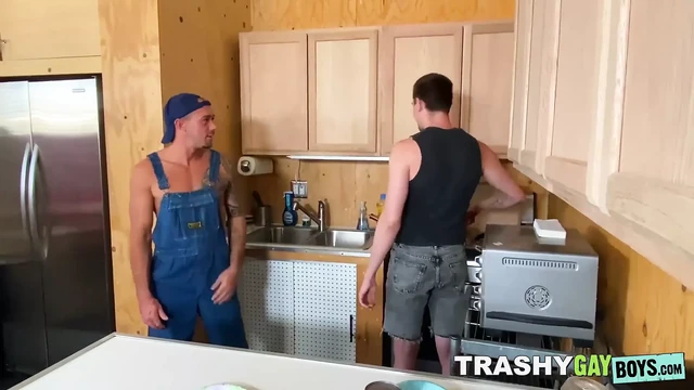 Big dicked jock Jack Hunter creampies Kirk Cummings asshole