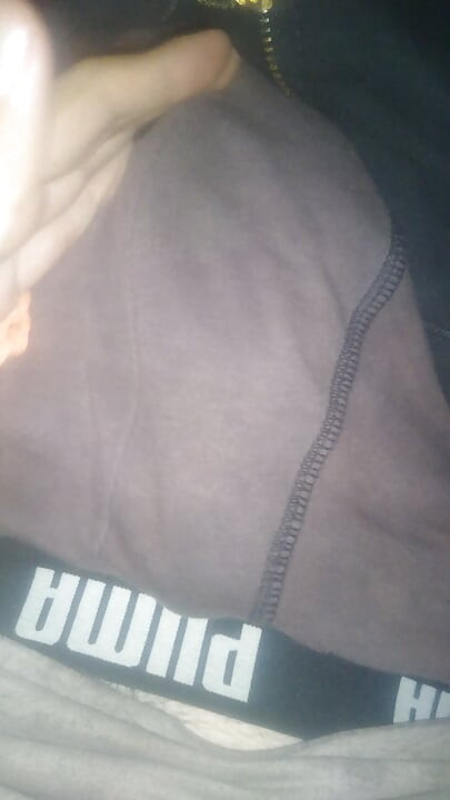 Man grops his cock under the covers