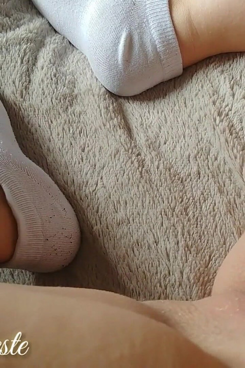 Short Masturbation After Fitness with White Socks