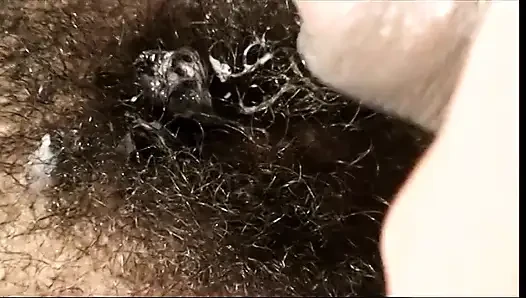 Curvy MILF with a hairy cave opens her legs wide for a big dong