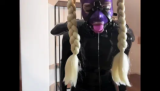 Touchedfetish - gummi - latex-fetisch-paar - hart & grob BDsm - spanking & kehlenfick