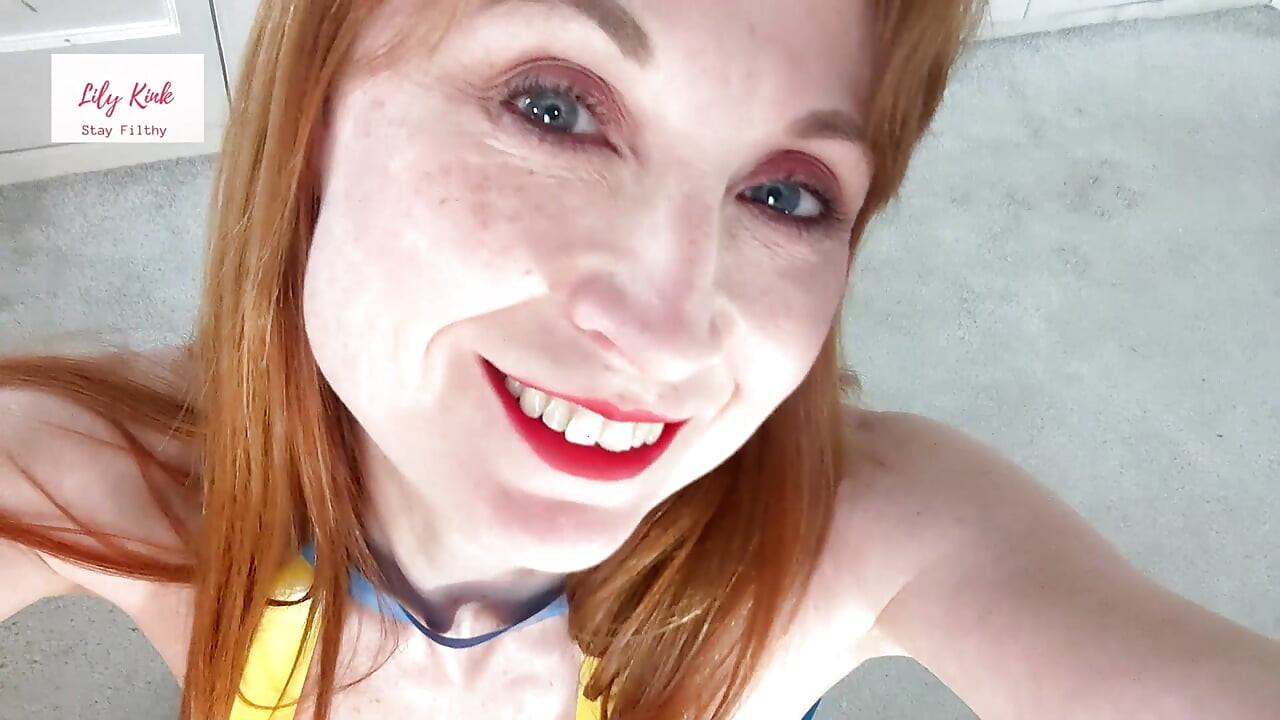 LILY KINK COUGAR MILF MẶC TẠP DỀ PVC KHIÊU DÂM DÂM CHỈ NGÓN TAY TRÒ CHƠI
