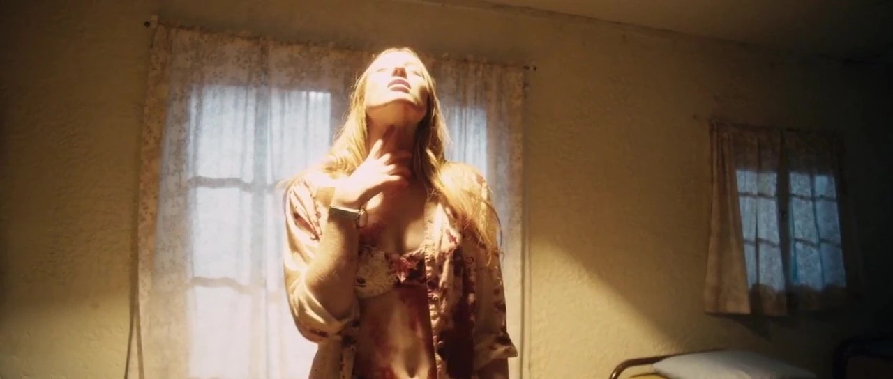 Sophie lowe - những gì lola muốn 02