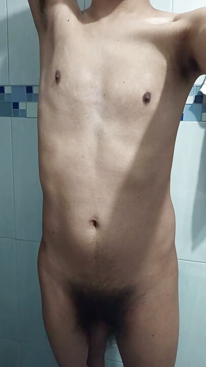 Hairy Body Exploration on bath