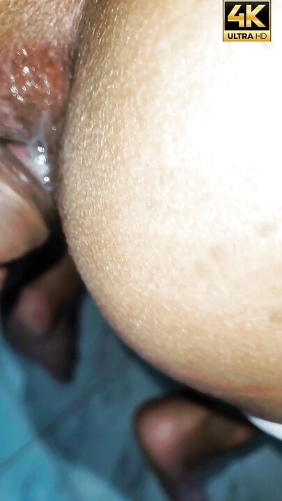 Breaking Through the Folds of the Brunette Who Loves Cock in Her Ass