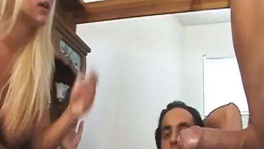 File çoraplı sarışın hatun derin anal
