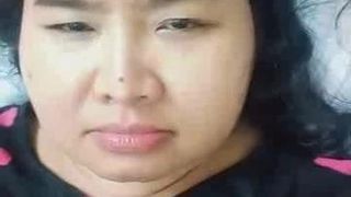 CHUBBY THAI MASTURBATING ON CAM