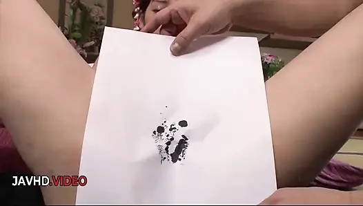 Der freche Reis-jav-Blowjob behandelt ihren fan mit geschickter Expertise.