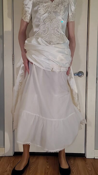 Robe de mariée vintage liquide en satin